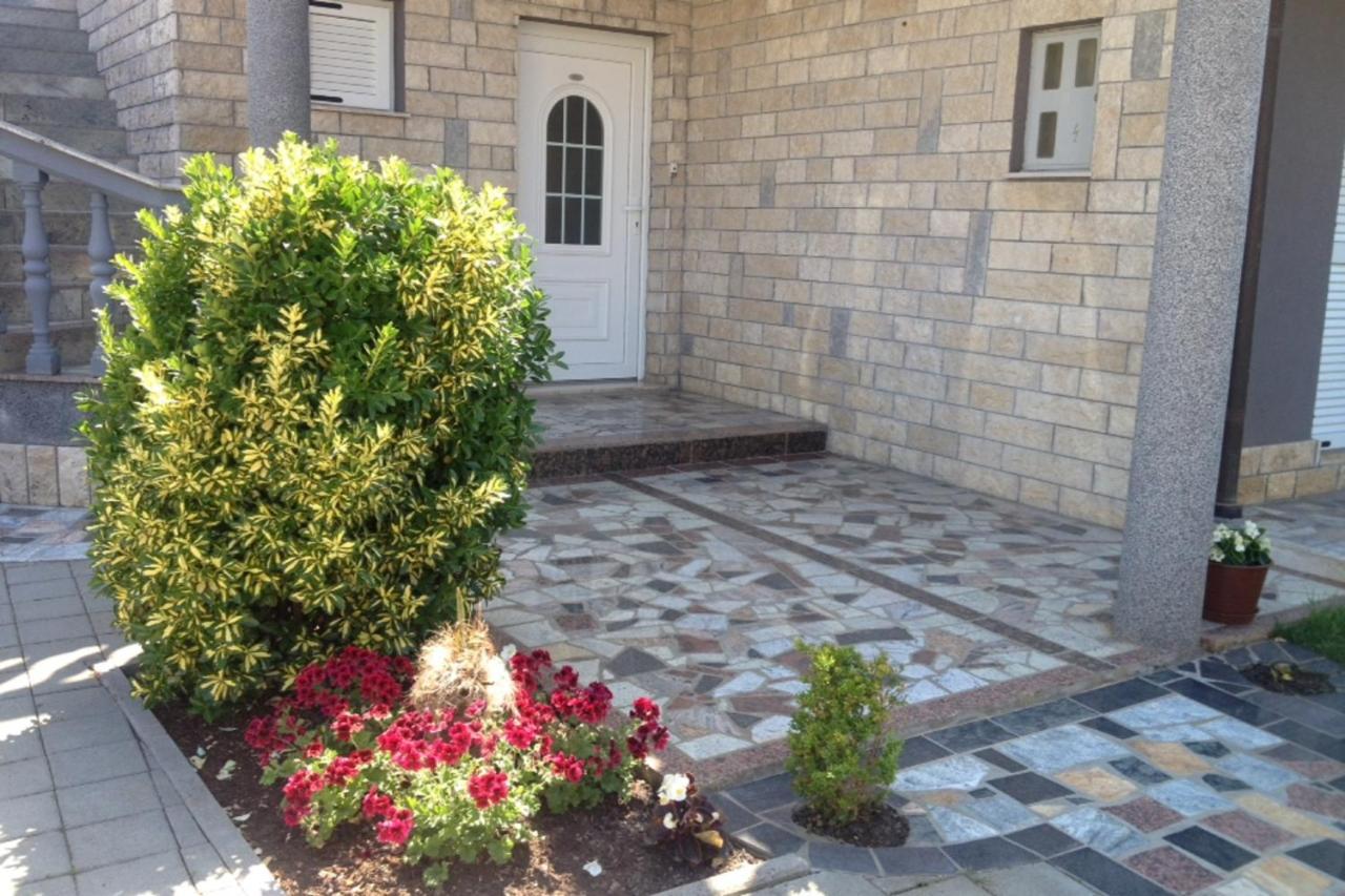 Villa Nik Fažana Esterno foto