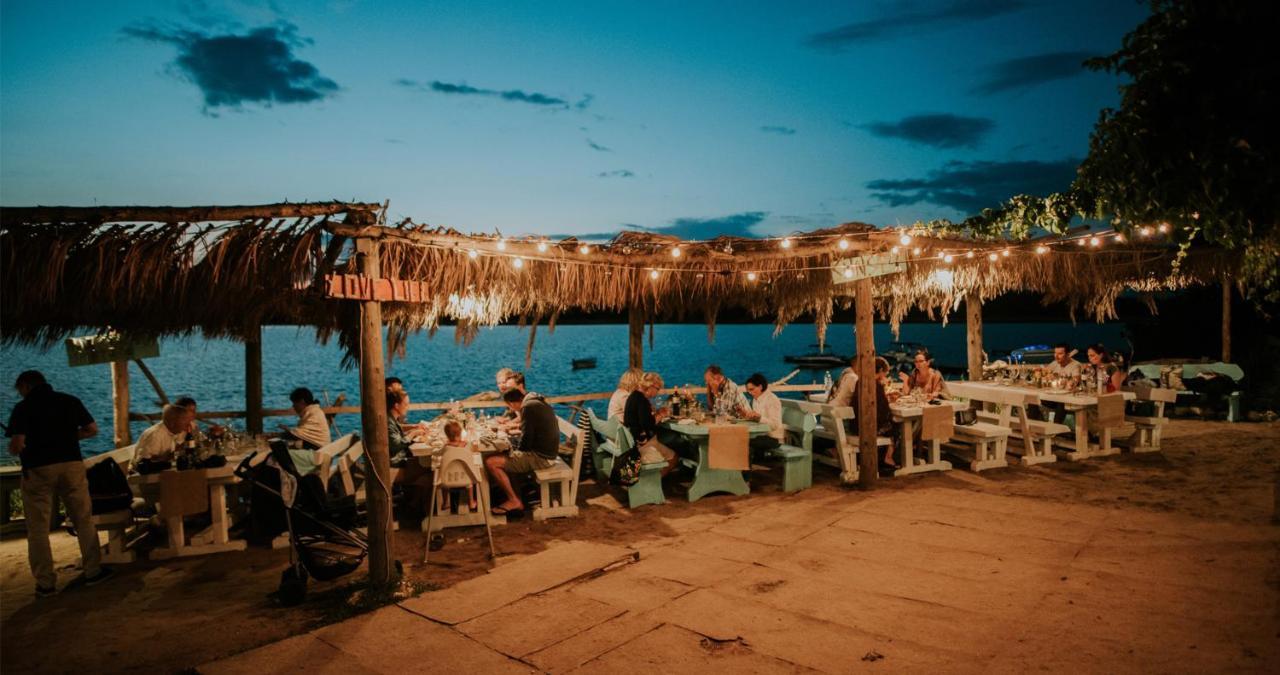 Villa Nik Fažana Esterno foto