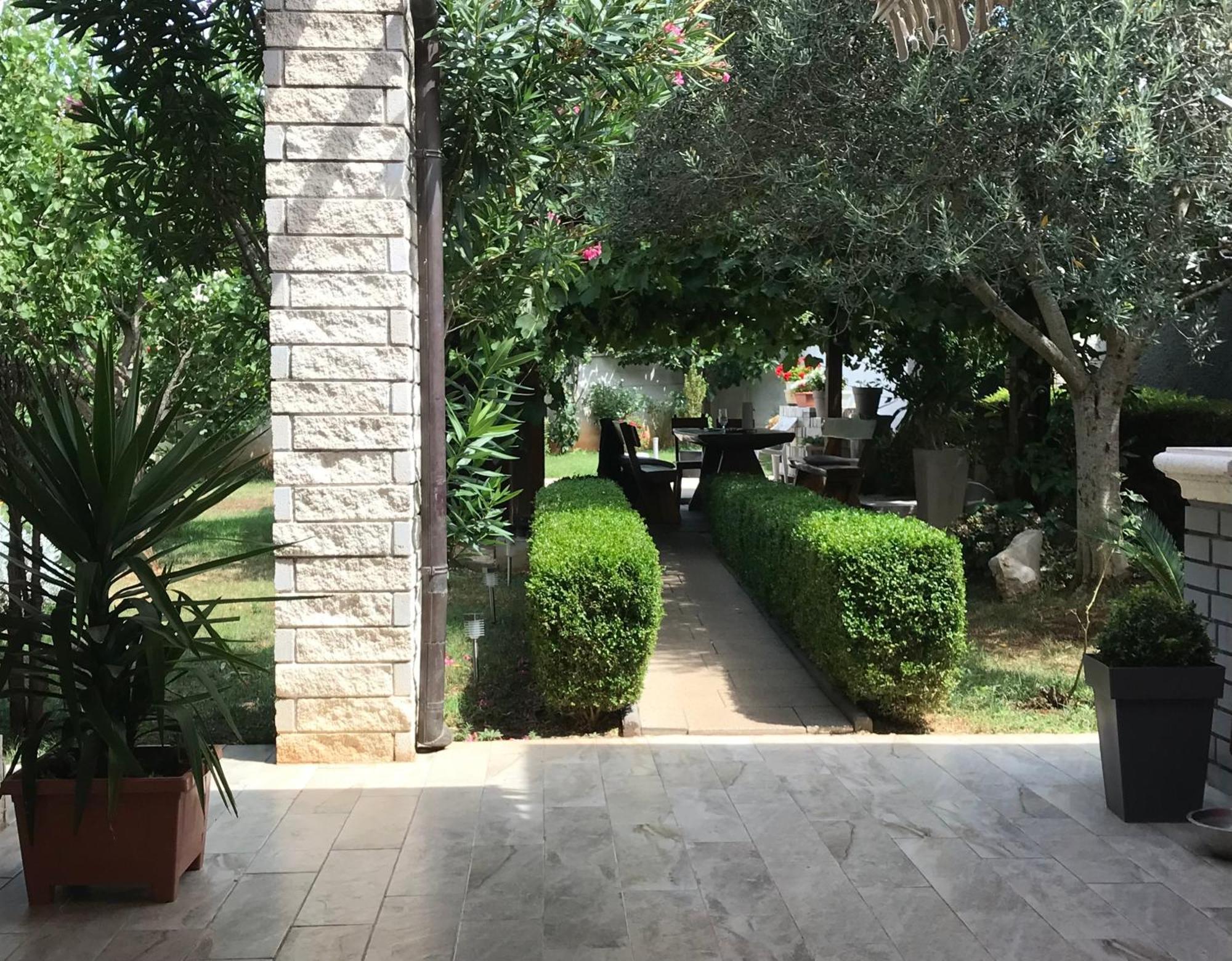 Villa Nik Fažana Esterno foto