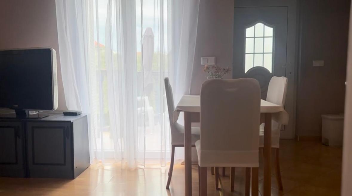 Villa Nik Fažana Esterno foto